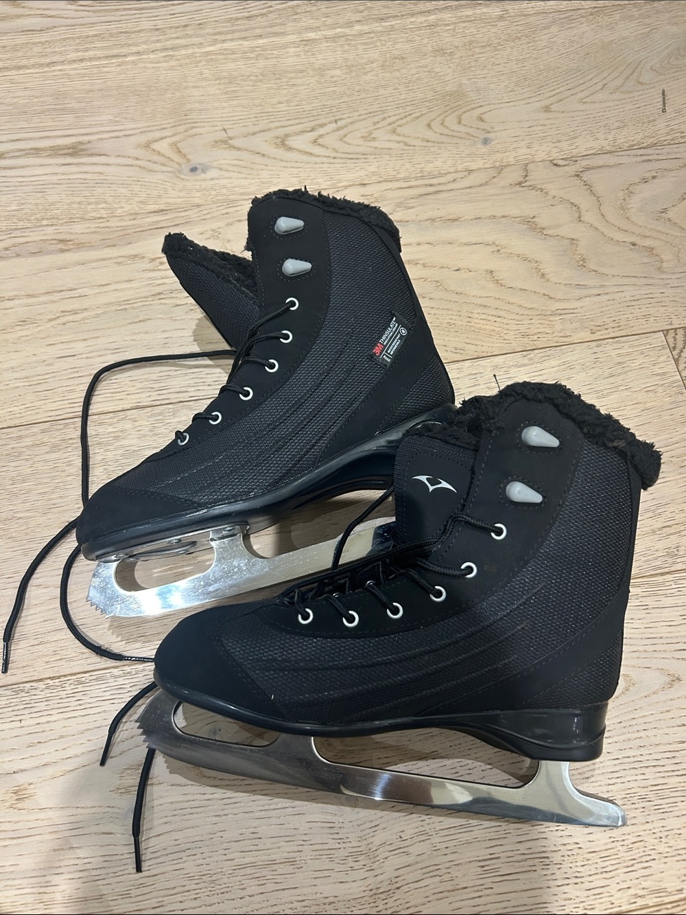 VIC Hockey Recreational Skates